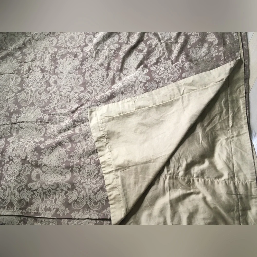 Court of Versailles luxury damask silk cotton blend duvet cover